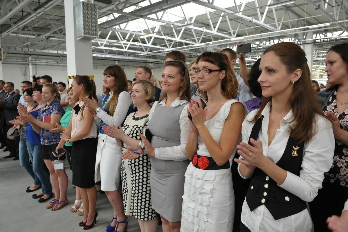 Работает в чапаевске. Жгутный завод чапаевск. Мфц г. Центр занятости чапаевск. Работает в чапаевске.