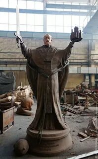 Какой памятник делать