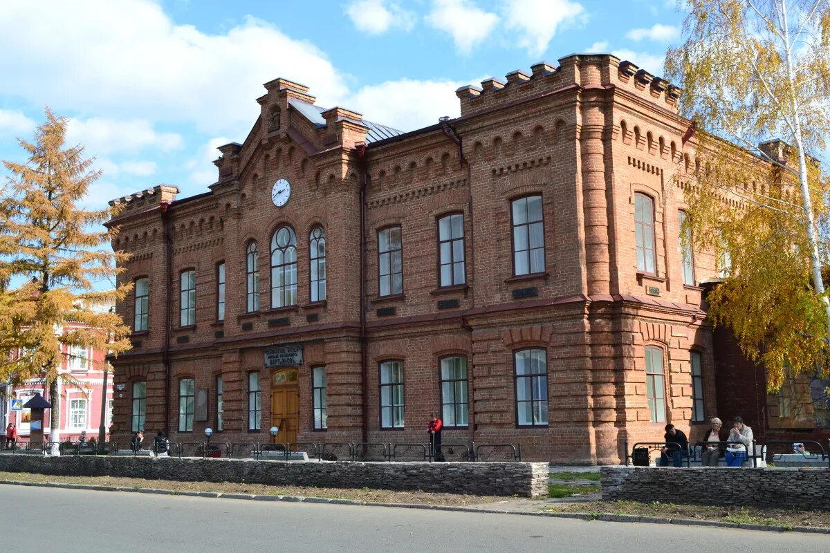 Работы мартьянова. Музей имени мартьянова в минусинске фото. Музей мартьянова минусинск старый. Н. Краеведческий музей имени н.