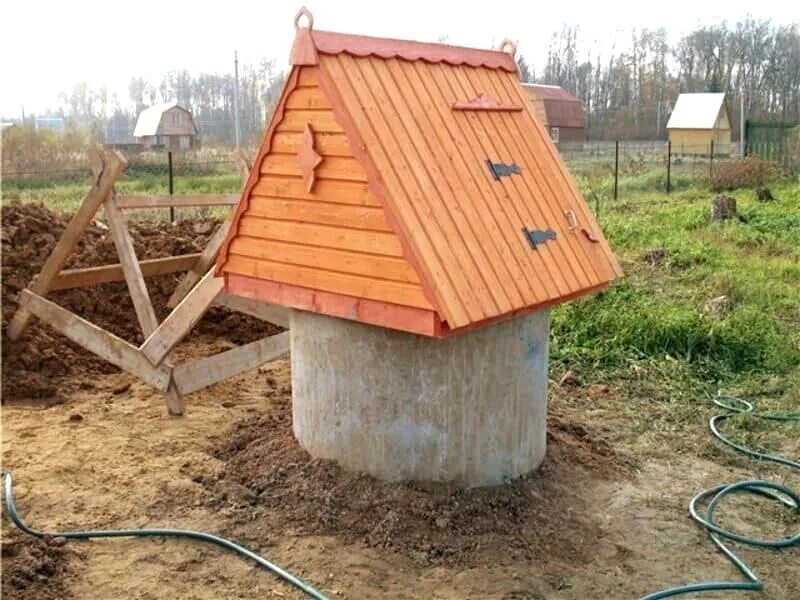 колодец под ключ вода. колодец под ключ. копаем колодцы. под колодцем. колодец под ключ.