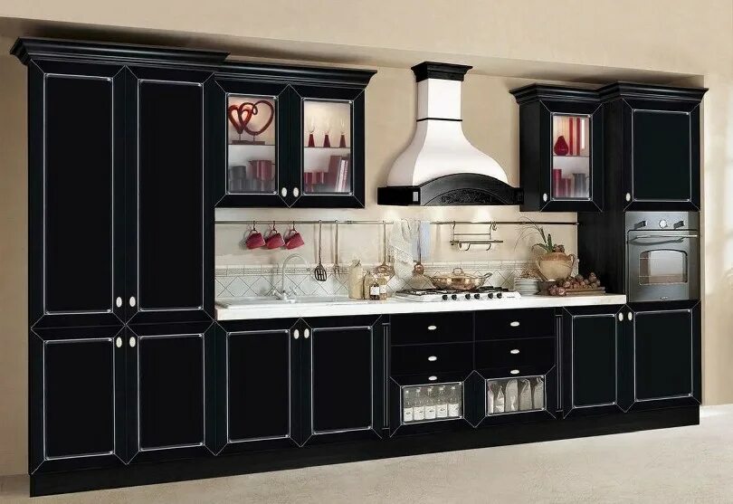 Кухня иоланта эвита. Кухня мдф прямая. Классические белые кухни с патиной. Кухонный гарнитур серый глянец. Светлая кухня с патиной.