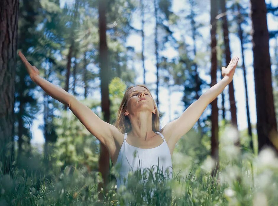 Аксельрод. Легко дышать. Девушка дышит. А н стрельникова парадоксальная гимнастика. Здоровая спина цитаты.