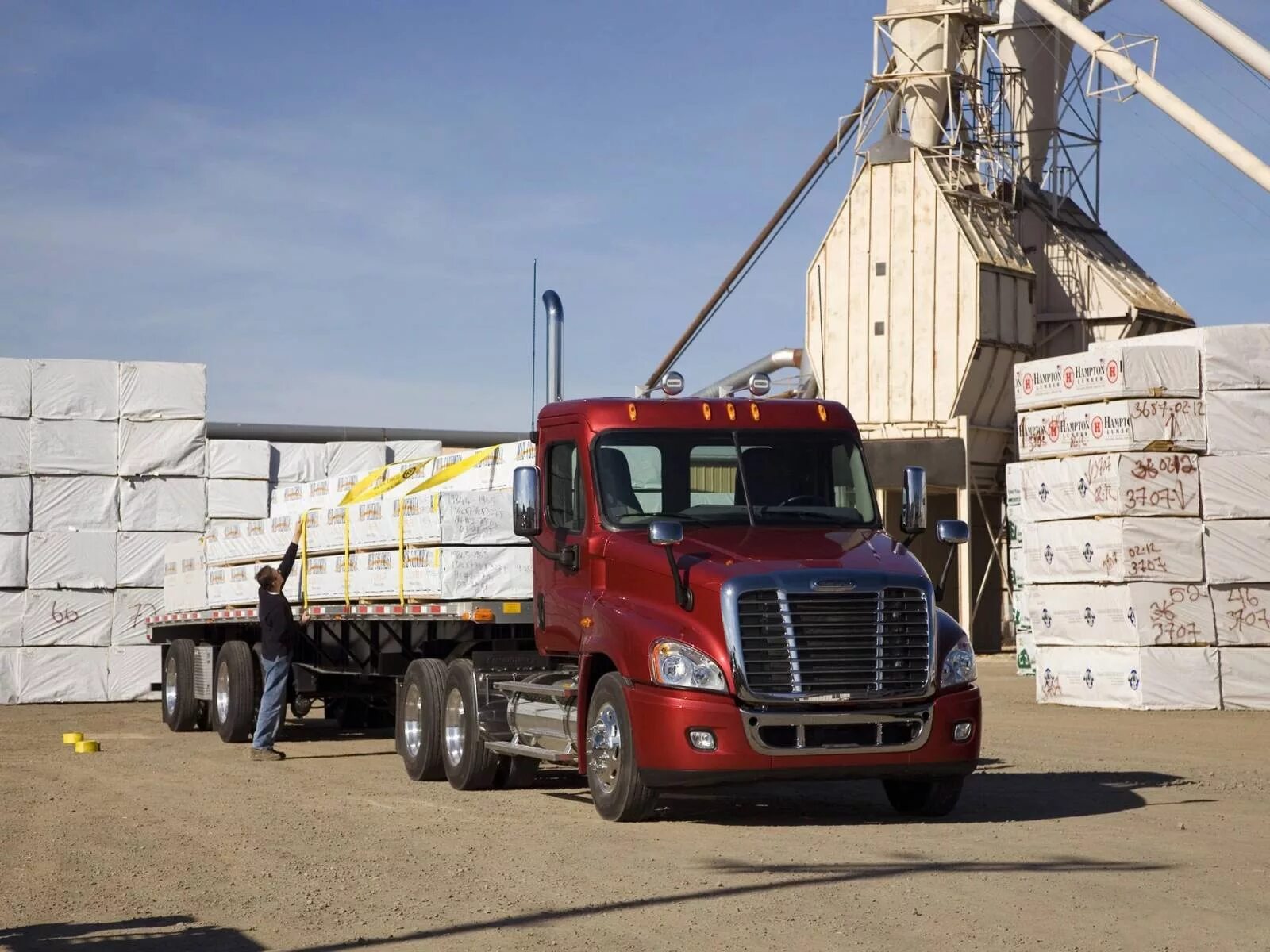 Американский производитель машин. Freightliner 17. Фредлайнер лесовоз. Freightliner_Cascadia_Daycab_tractor_Truck. Американские фуры Фредлайнер лесовозы.