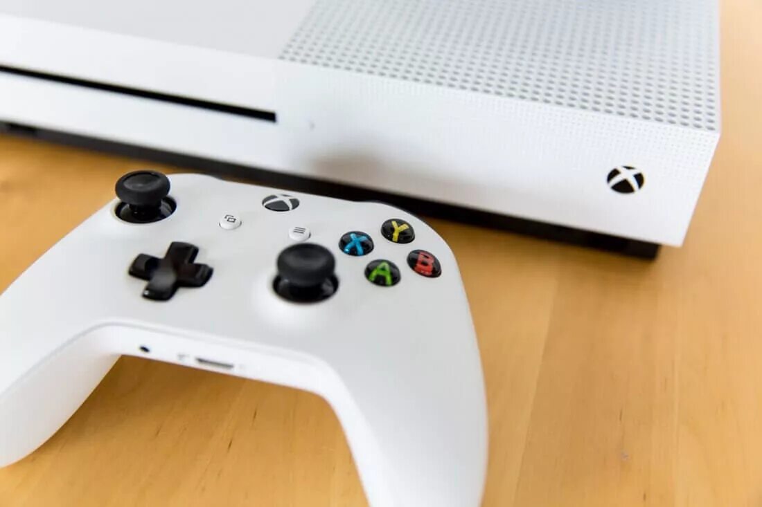 Microsoft Xbox one s. Xbox one s 500gb фото. Наушники для Xbox Microsoft 8li-00002. Alexa для Xbox. Продать xbox series