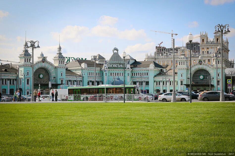 Казанский вокзал 2010 год. Площадь 5 вокзалов. Москва 3 вокзала вокзалы. Ярославский вокзал 2022. Площадь 5 вокзалов.