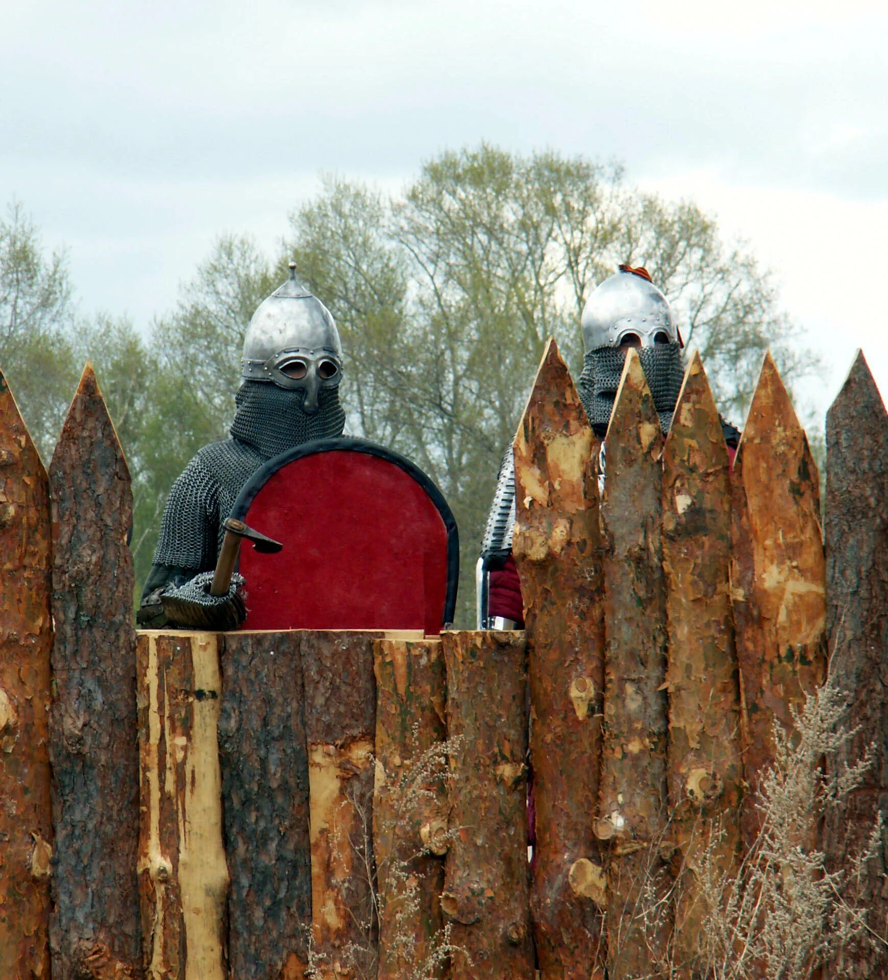 штурм брестской крепости 1941. защита твердыня. фоссебрея. берсерк герои сила и честь. игра крепость против крепости.