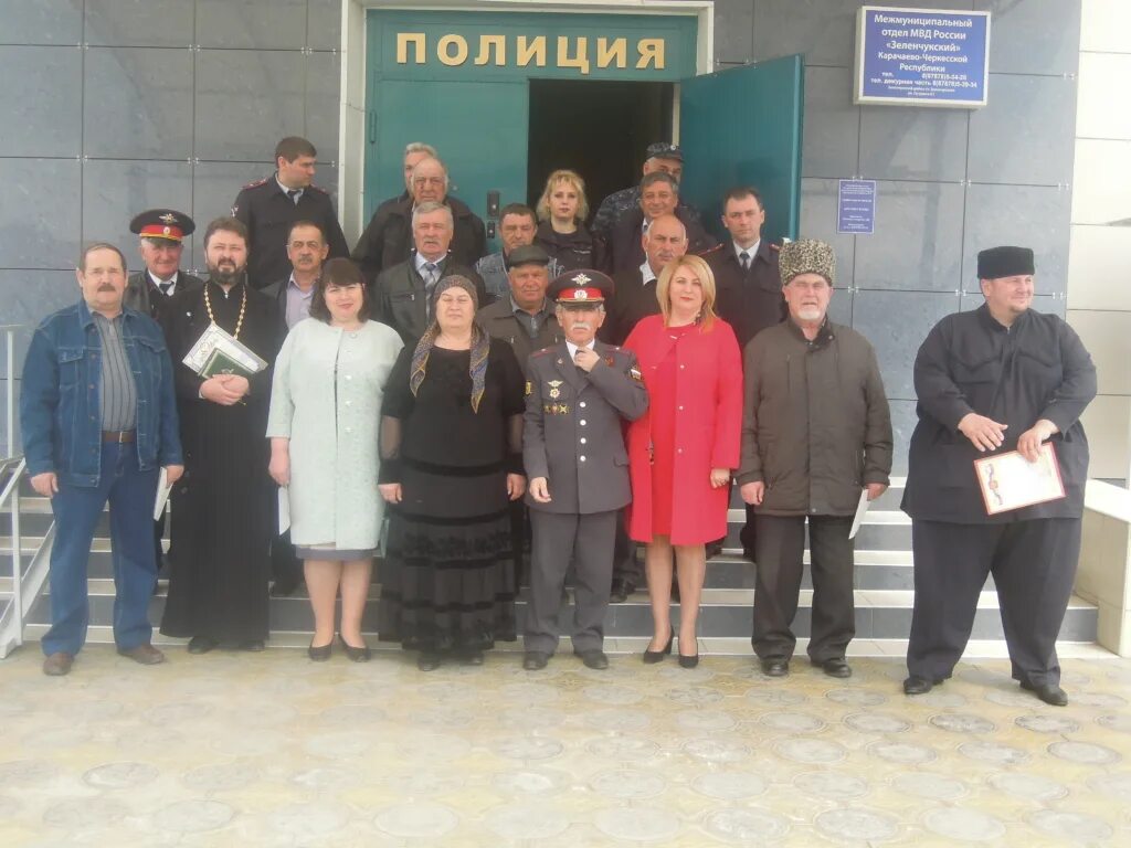 петропавловский храм ст зеленчукская. карачаево черкесия станица зеленчукская. петропавловский храм ст зеленчукская. прогноз погоды в зеленчукской. станица зеленчукская парк.