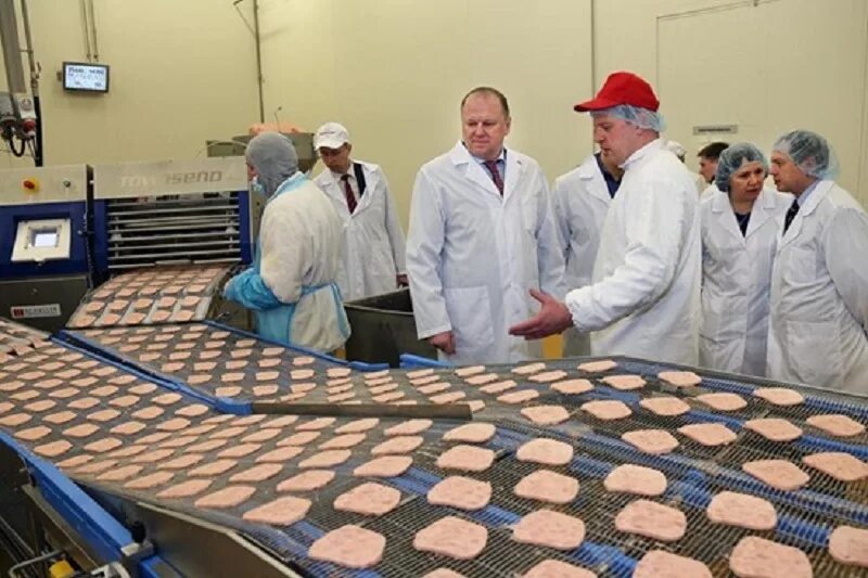 Мираторг курская область. Завод «мираторг» курская область. свинокомплекс мираторг курская область. агропромышленный холдинг мираторг курск. мираторг черницыно курская область.