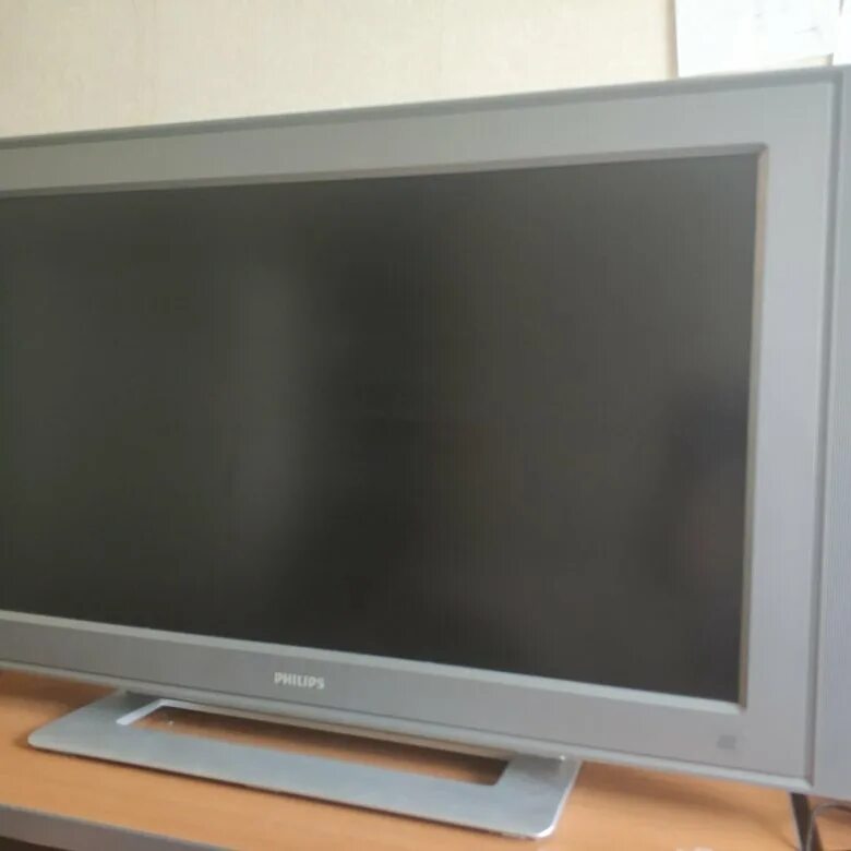 Филипс красноярск. Philips UVSH qd32hl02-rev01. Philips Flat TV 32. Филипс флэт ТВ 42pf5320. Philips Flat TV 1996.