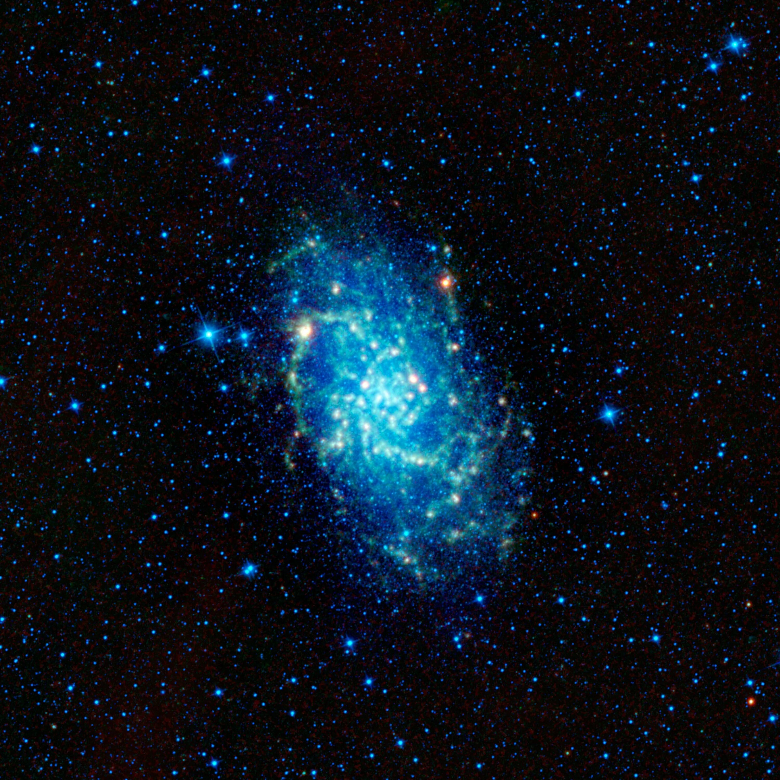 Galaxy m33. Космос звезды. Звезды из космоса. Звезда Космическая. Космические звезды картинки
