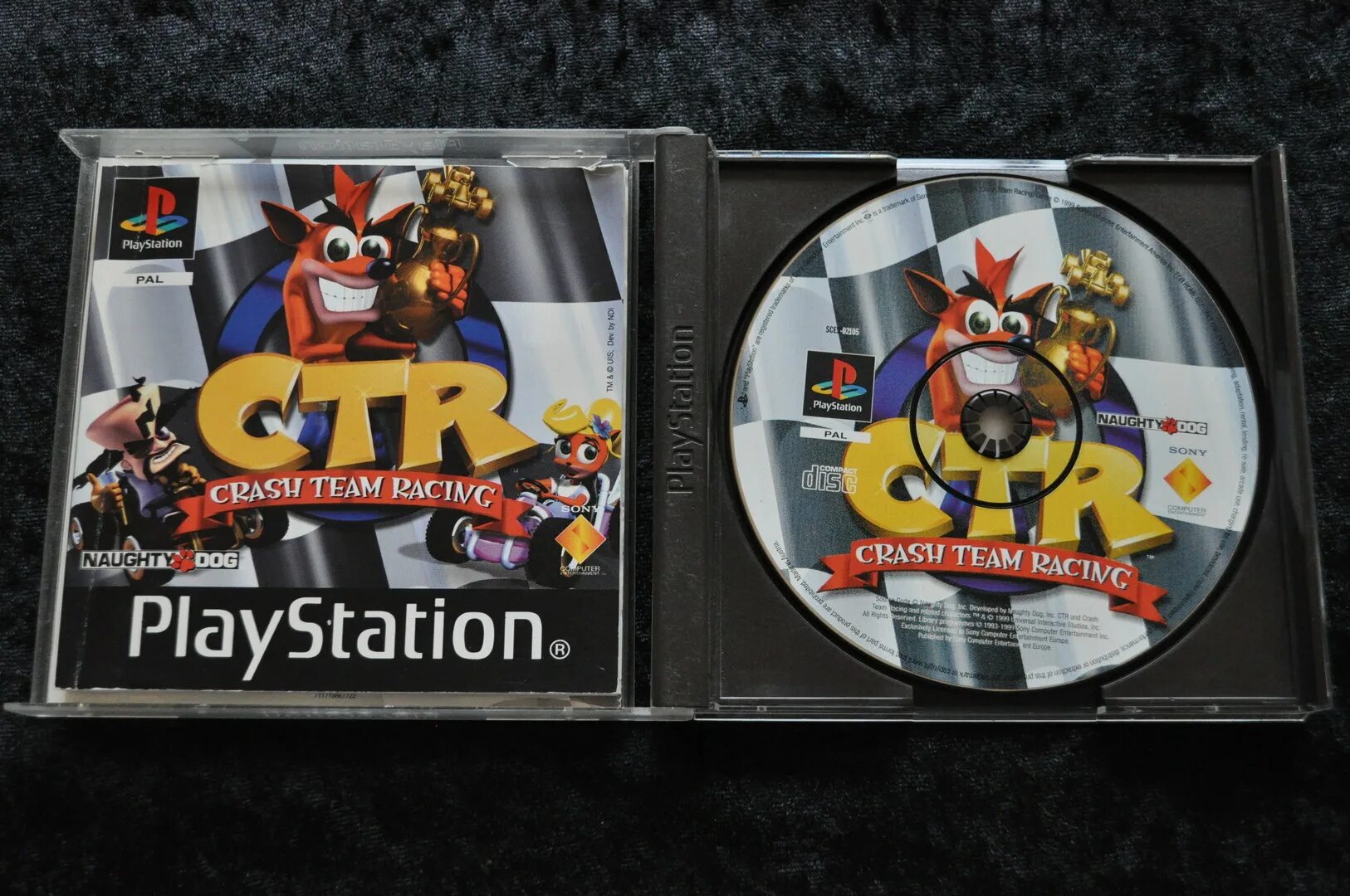 Игры на пс 1 для эмулятора. CTR ps1 Box. Краш тим рейсинг плейстейшен 1. Crash Team Racing ps1. Sony PLAYSTATION 1 игра z.