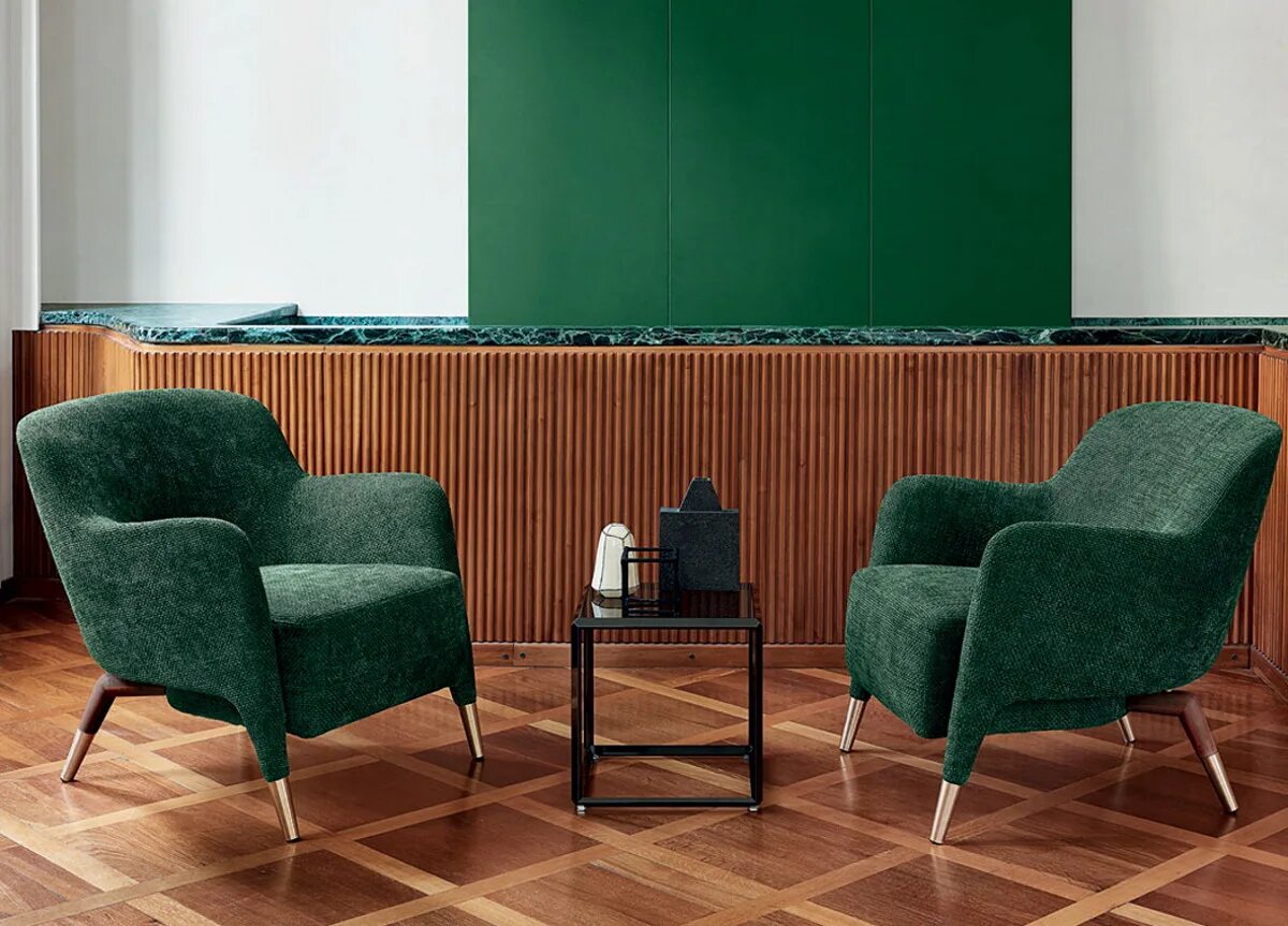 Д понти. Molteni gio ponti 153 кресло. джо понти кресло. молтени кресло.
