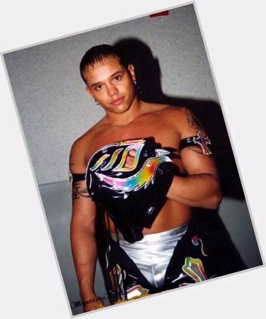 Рей мистерио без маски 2022. Rey mysterio без маски 2022. Rey mysterio без маски 2022. Wwe rey mysterio без маски. Рей мистерио.