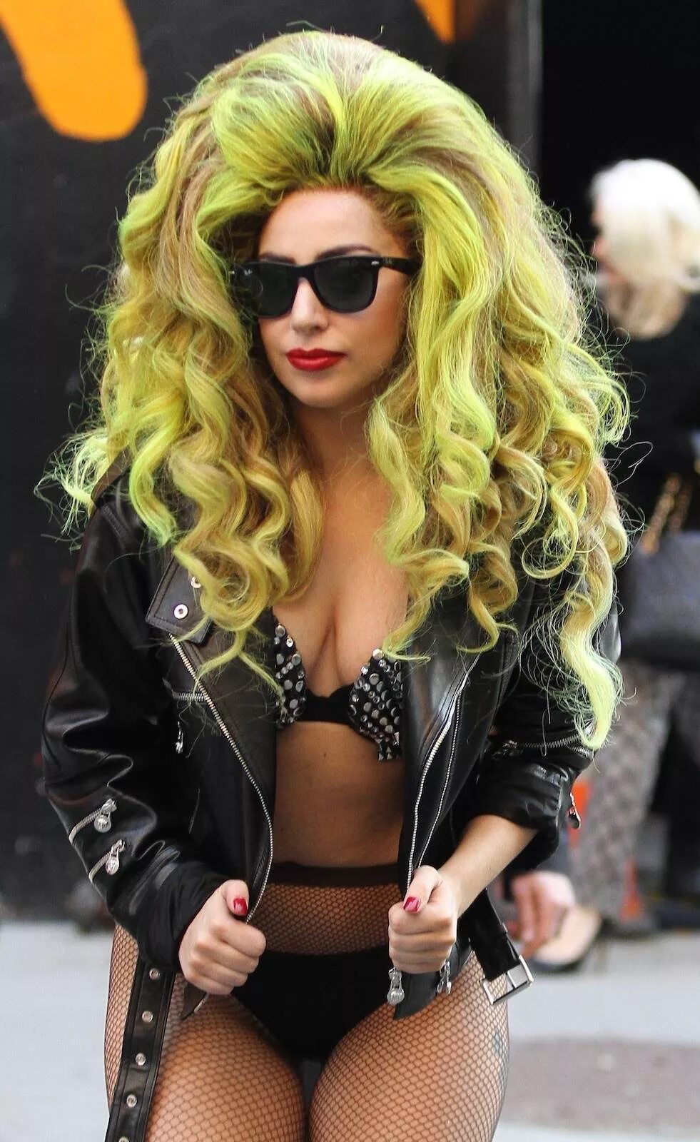 Леди Гага. Леди Гага итальянка. Леди Гага гуччи. Леди Гага 2007. Играй леди гагу