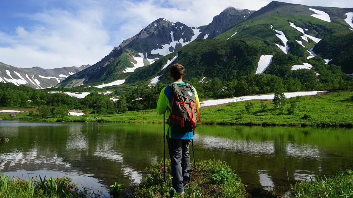 В походе каком дальнем. Горный массив Вачкажец. Вачкажец Камчатка. Туристы на Камчатке. Камчатка экотуризм.