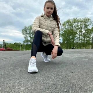 Сабинин кроссовка потерял