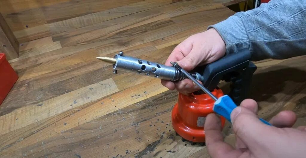Как пользоваться паяльником для пластиковых. Насадка на газовую горелку для пайки. насадка паяльник на газовую горелку. насадка для горелки газовой ручной для пайки. горелка для труб пластиковых.