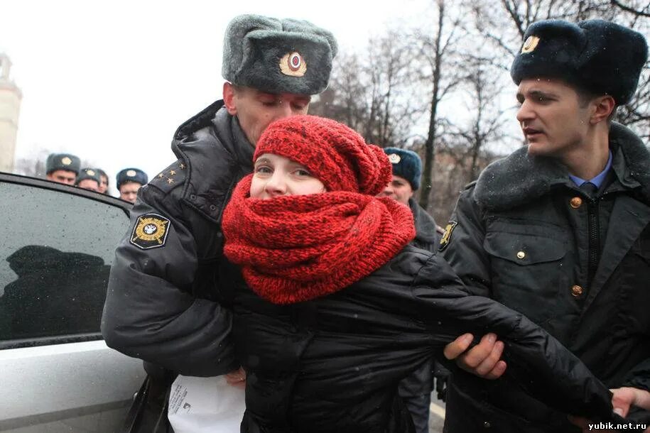 22 ноября 2011. Митинг у вечного огня МГУ Садовничий.