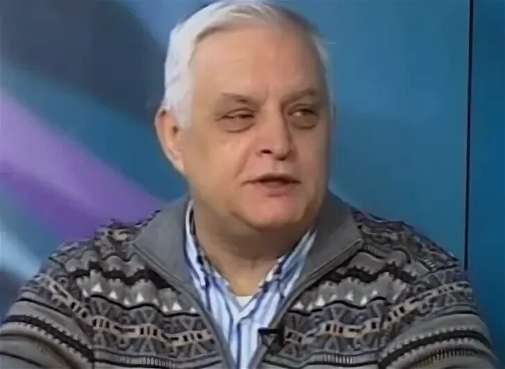 Передачи михаила. Шоу с пореченковым старые. Вокруг света с михаилом кожуховым. Передача про путешествия с михаилом кожуховым. Передачи михаила.