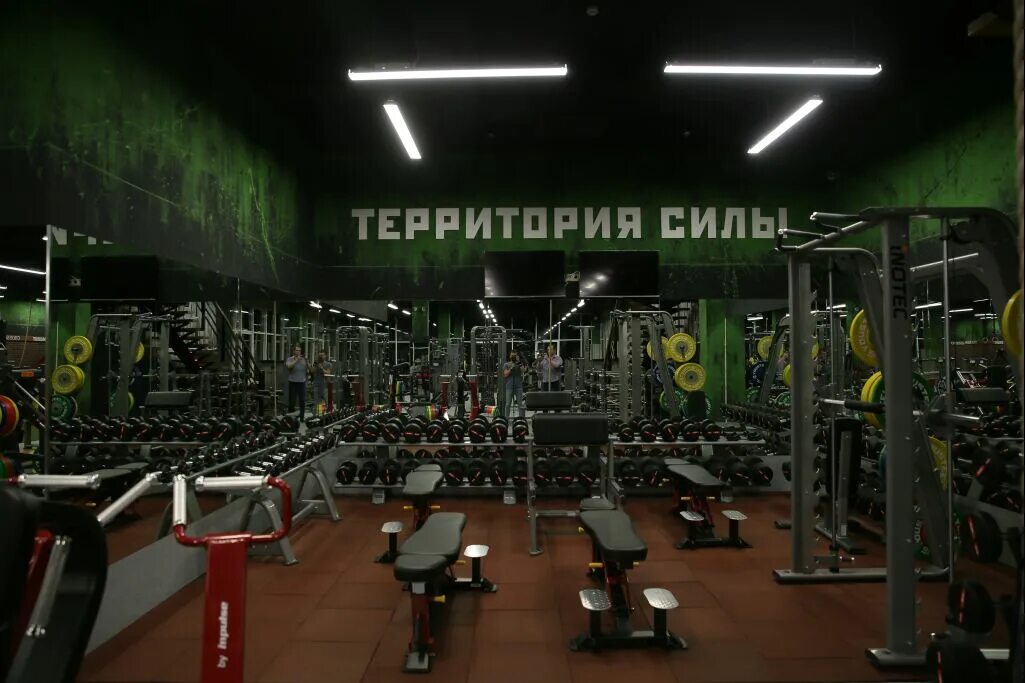 Молот фитнес кржижановского. Olympic touch - пр. Молот фитнес доблести. Тренажерный зал молот невский. Молот фитнес дыбенко.