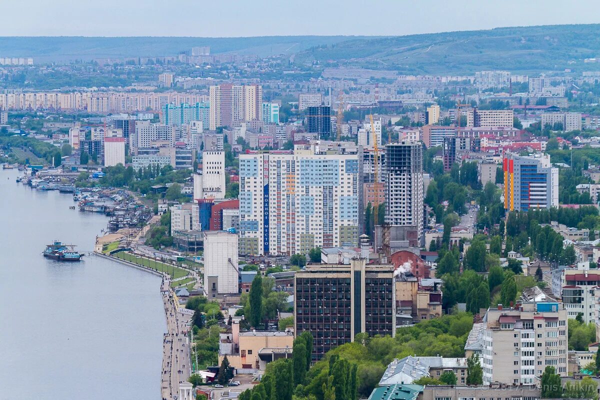 Саратов вб. Саратов город на Волге. Саратов центр города. Волга Саратов сейчас. Саратов вид с Волги.