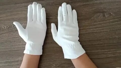 Белых хлопчатобумажных перчаток