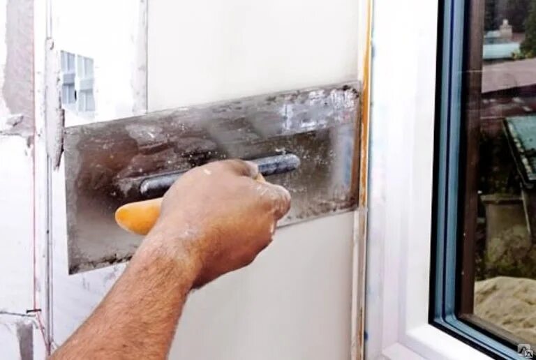 Штукатурные откосы. Штукатурка откосов. Оштукатуривание оконных откосов. Штукатурка откосов. Штукатурка.