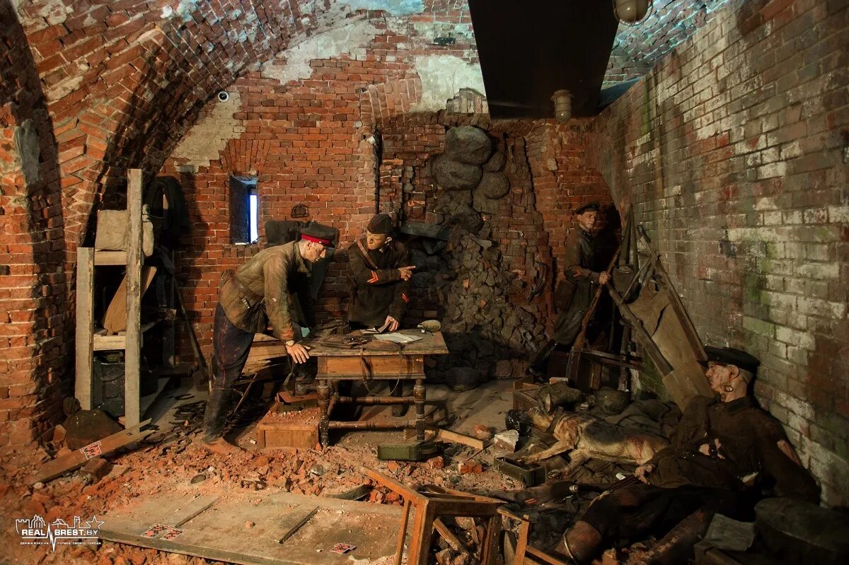 Сколько держали брестскую крепость. Брестская крепость 22 июня 1941. казематы брестская крепость. брестская крепость музей. экспозиция музея обороны брестской крепости.