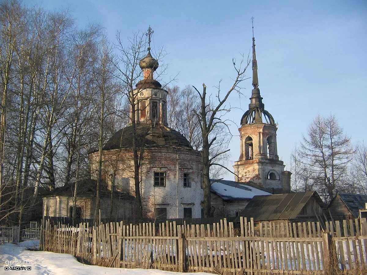 Церковь в ямской слободе. Церковь покрова богородицы в ямской слободе в вологде. церковь покрова пресвятой богородицы в ямской кирилловской слободе. храм покрова в слободе вологда. вологда храм покрова пресвятой богородице в кирилловской слободе.