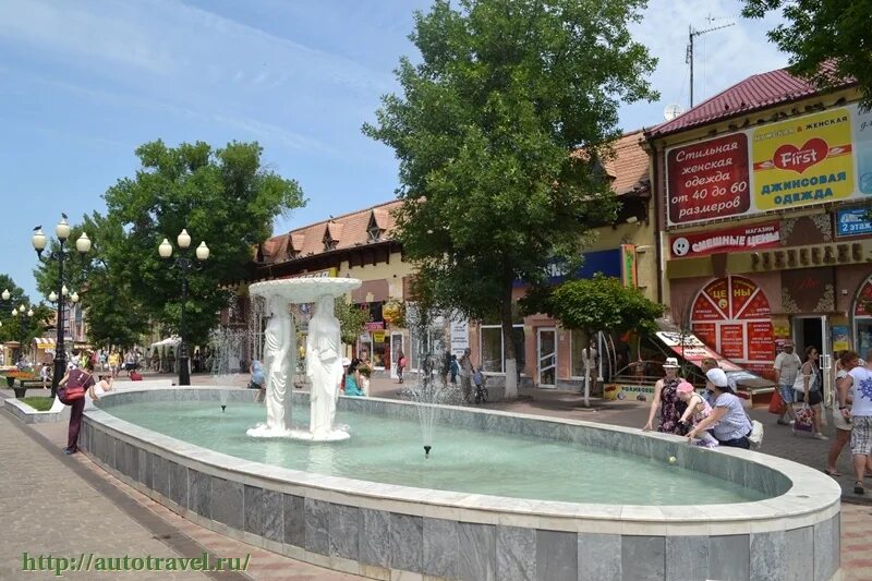 Ейск краснодарская 14. Ейская усадьба ейск. Ейск краснодарская 14. Апарт отель ейский. Ейск улица красная.