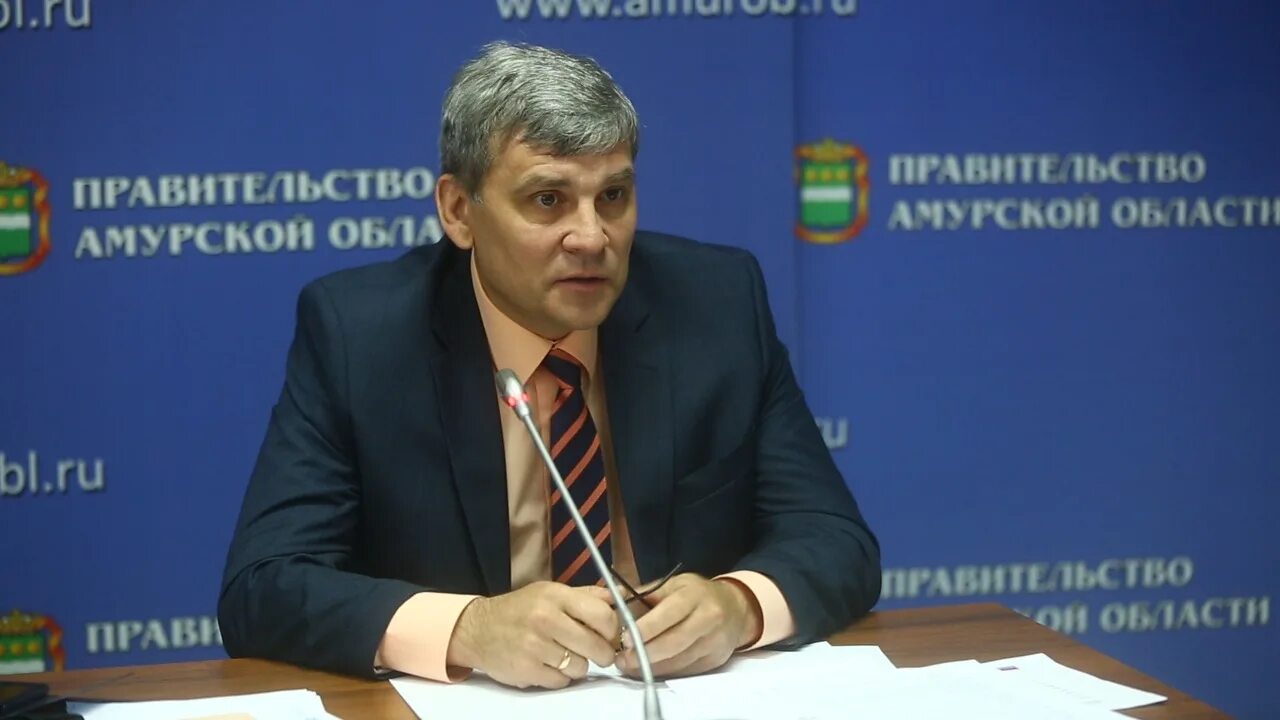 Министр ЖКХ Амурской области Тарасов.