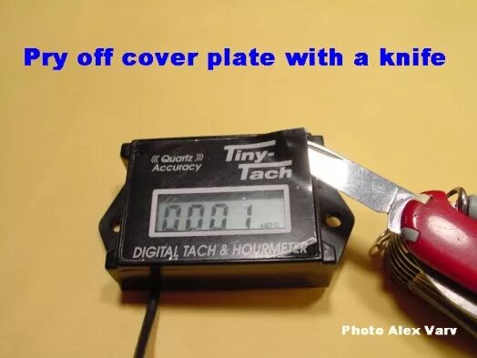 тахометр на аккумуляторе. батарейка для тахометра лодочного мотора. тахометр autogauge rpm x1000. тахометр на аккумуляторе. тахометр для лодочных моторов капитан тк 2.