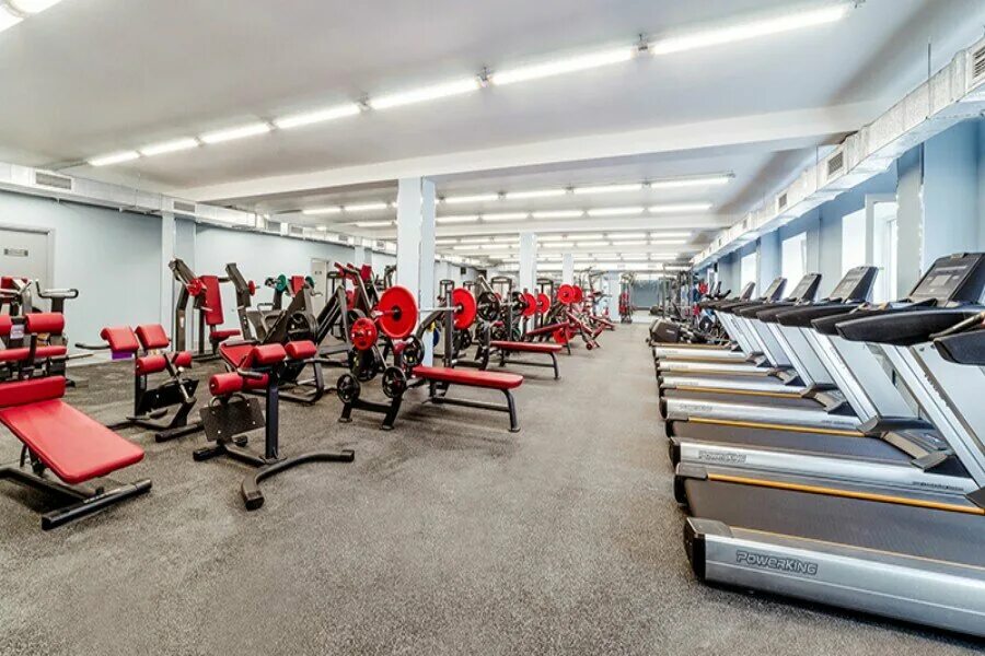 спортзал атмосфера. 100 фитнес солнцево. тренажерные залы западный. энигма строгино. фитнес зал спирит юго западная.