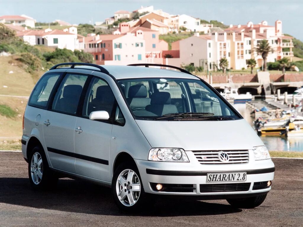 Шаран 2000 года. Фольксваген Шаран 2000. Volkswagen Sharan 1 поколение. Ыолбваген шарен. Фольксваген Шаран 3 поколения.