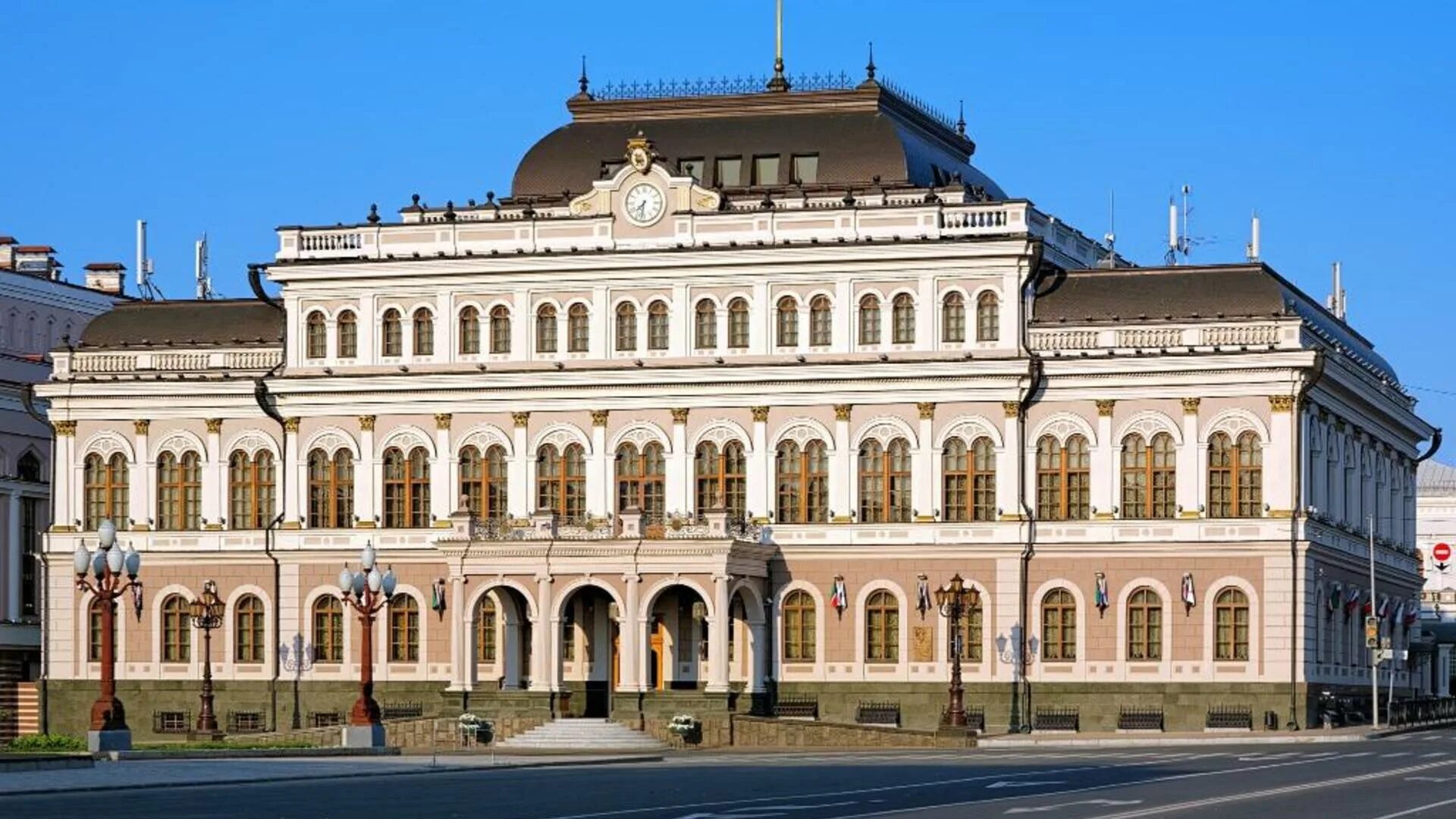 дом кекина в казани фото. антика казань федосеевская. дворцовый комплекс ренессанс в казани. национальная библиотека казань дом ушковой. доходный дом л.