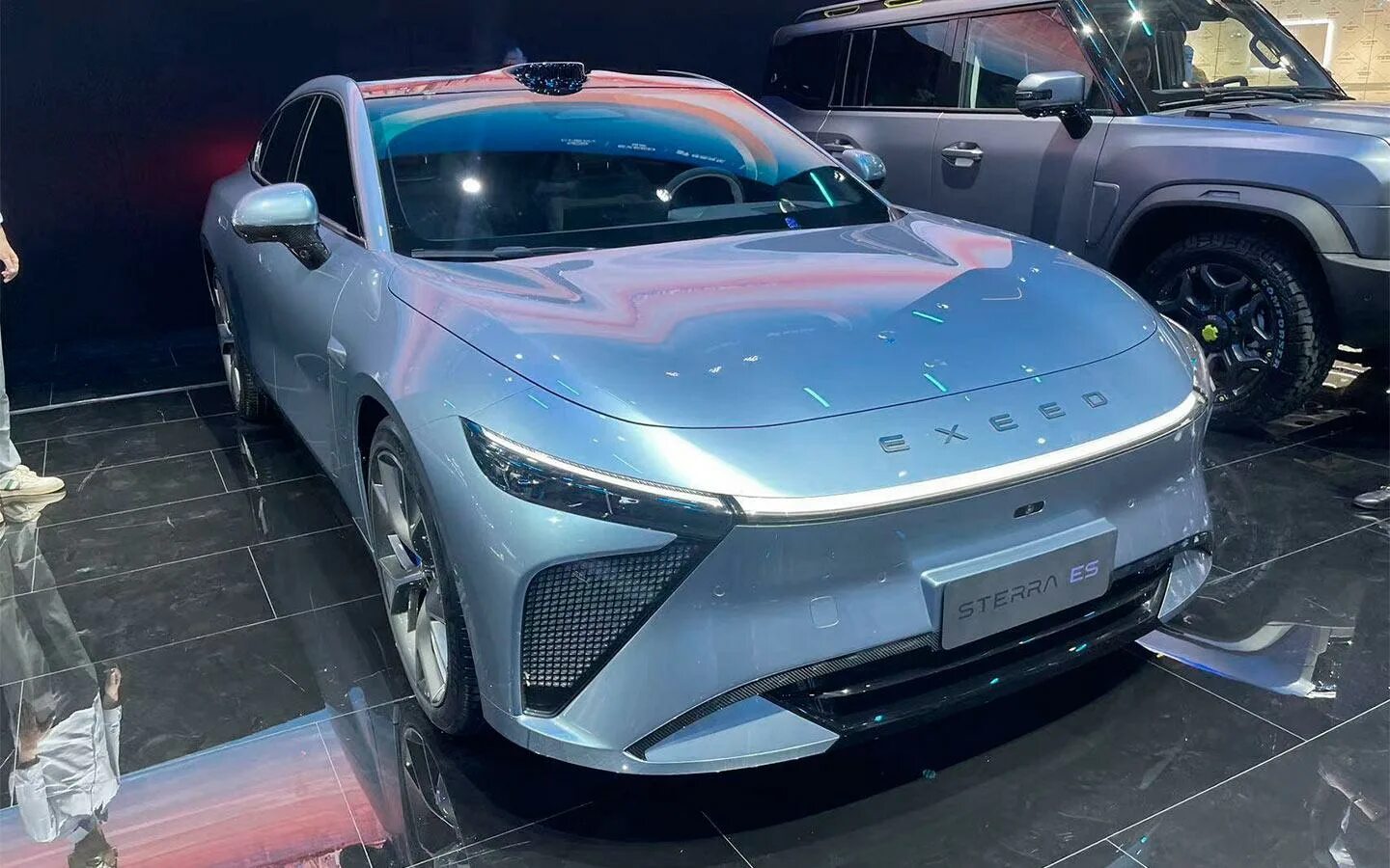 Автосалон в шанхае 2025. Exeed exlantix. exeed rx. exeed rx 2025. современные автомобили.