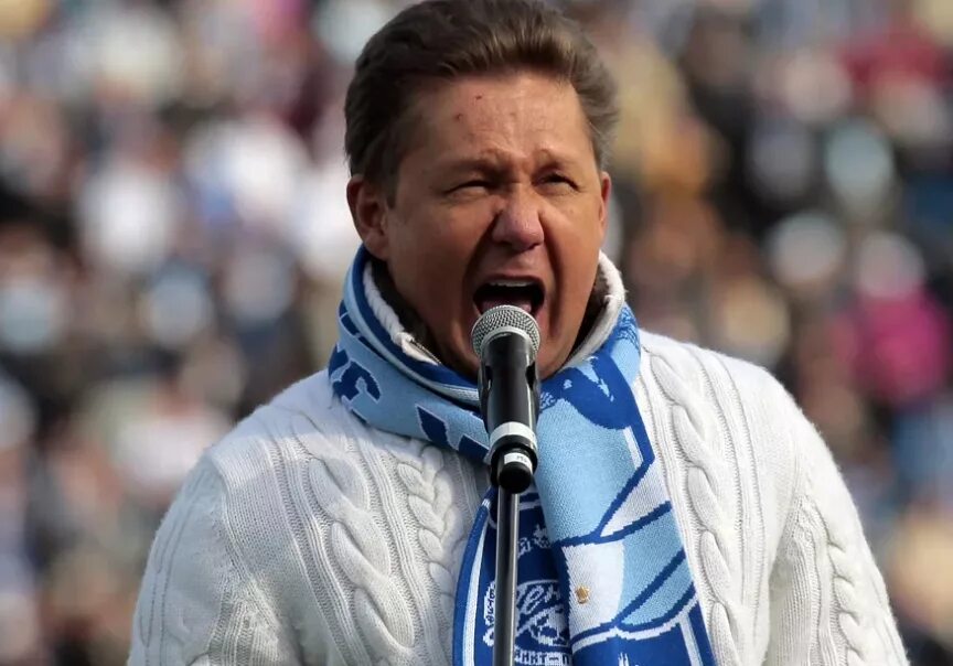 Миллер солист. Алексей миллер газпром. Хор сретенского монастыря солисты. Хор сретенского монастыря солист михаил миллер фото. Аликсей борисович милер.