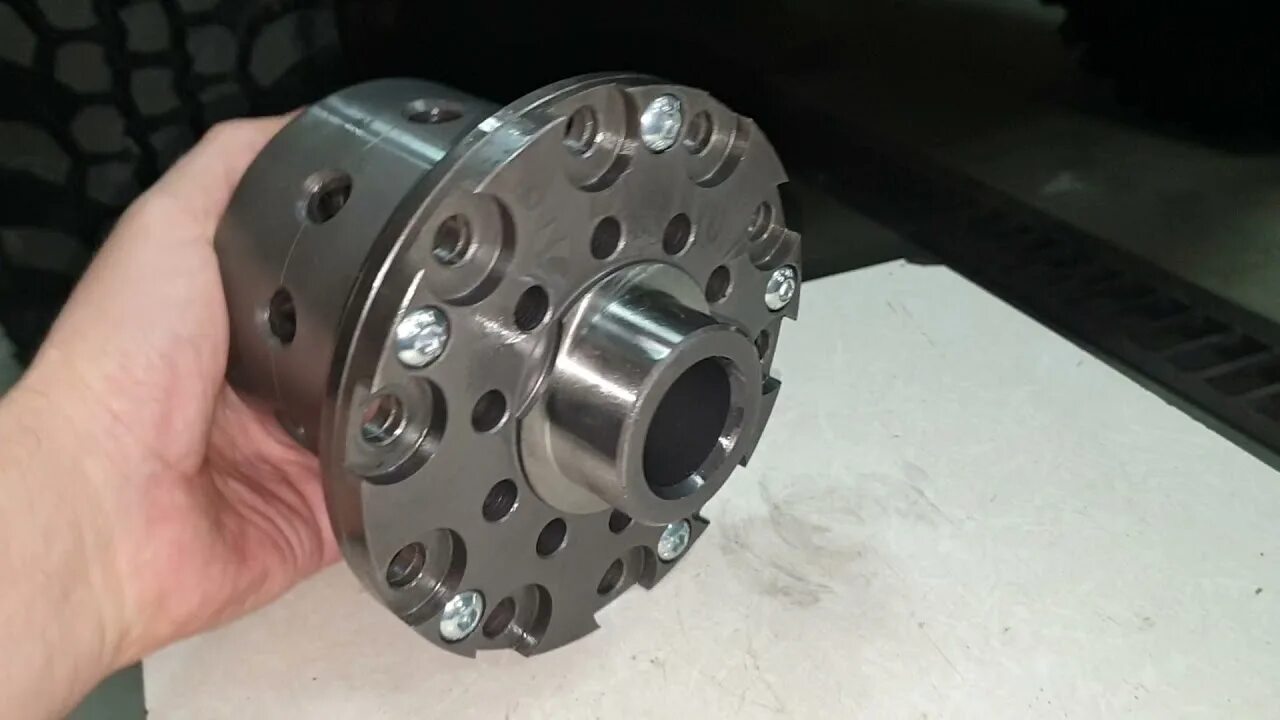 Дифференциал лесоход на уаз. Самоблок от бтр 80 на уаз. Дифференциал самоблокирующийся уаз бтр. Лесоход самоблок на уаз. Самоблок на уаз 469.