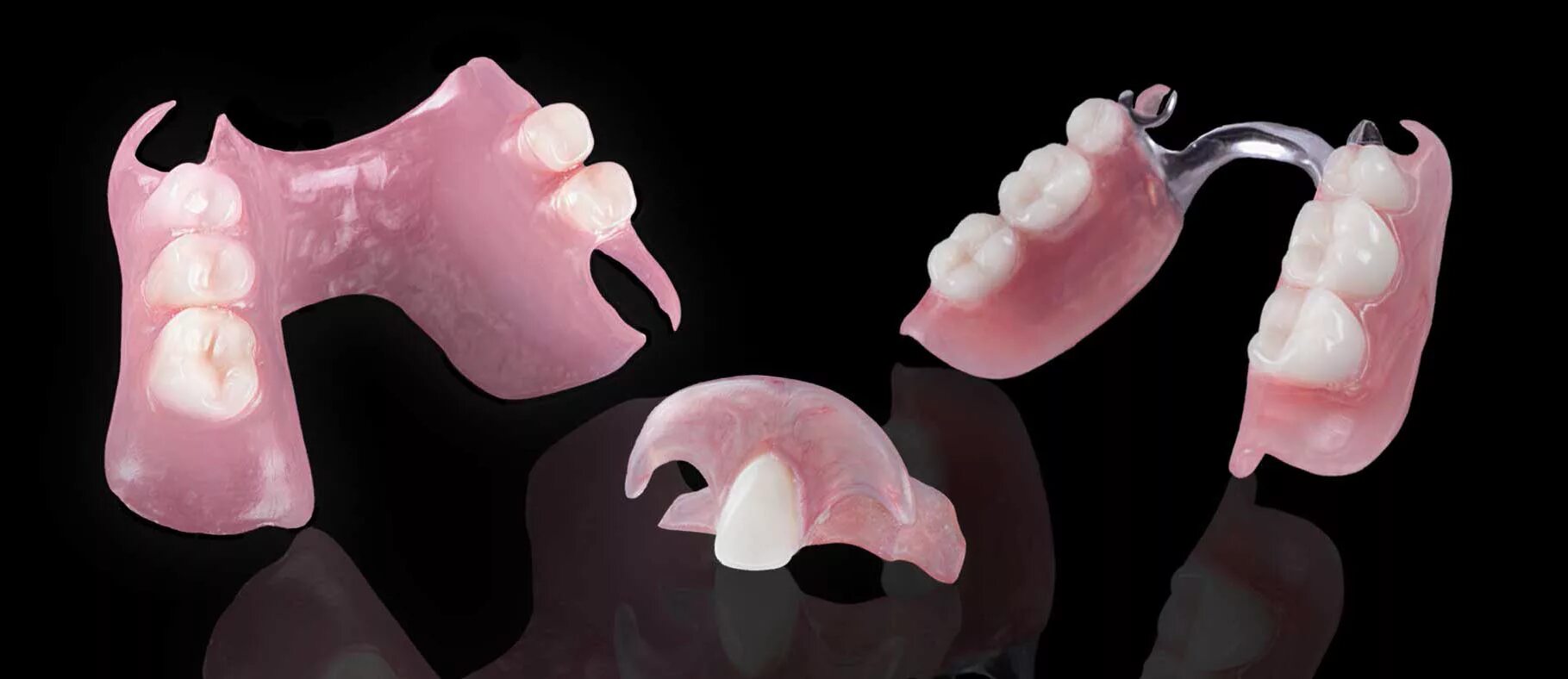 Снимать ли зубные протезы на ночь. Частичный съемный протез Flexi n512. Съемный пластинчатый протез (1 пластина). Частичный съемный протез Дефлекс.