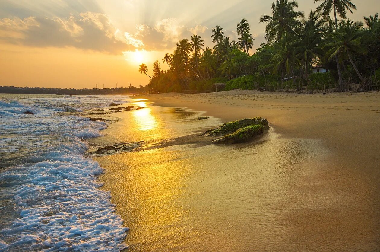 Тангалле Шри Ланка. Пляж Тангалле Шри Ланка. Остров Шри-Ланка в индийском океане. Великолепная Шри Ланка. Шри ланка река