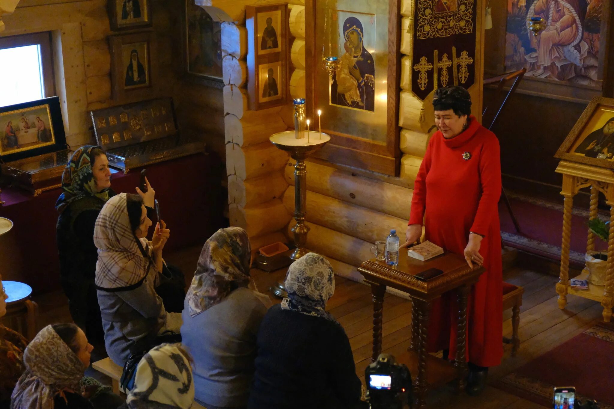 церковь святой нины в грузии. храм нины в черемушках официальный сайт. метро профсоюзная церковь. храм равноапостольной нины отец александр. храм равноапостольной нины отец александр.