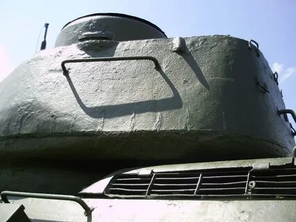 А в смотровую щель