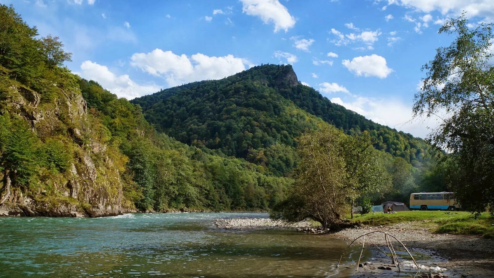 Псебай краснодарский край дома. Псебай. Псебай озеро. Псебай Краснодарский край. Поселок Псебай.