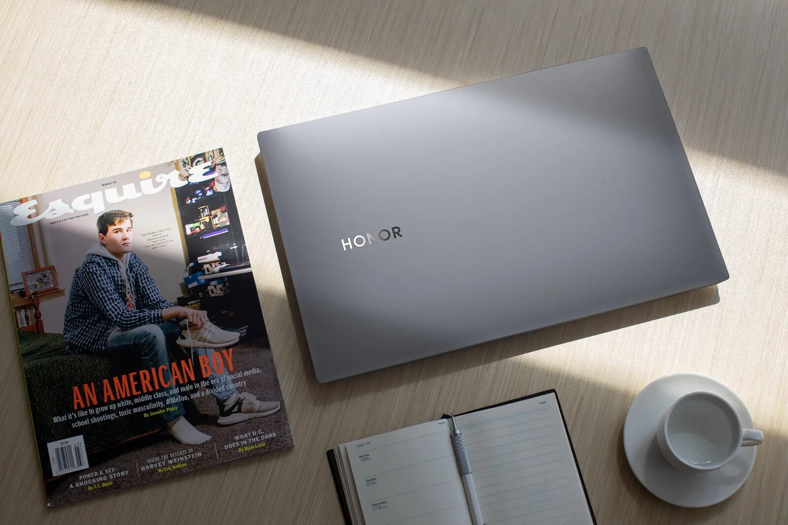 Honor magicbook pro купить. Honor MAGICBOOK 15 Pro. Планшет Honor 2021. Honor MAGICBOOK Pro 2021 AMD SSD.