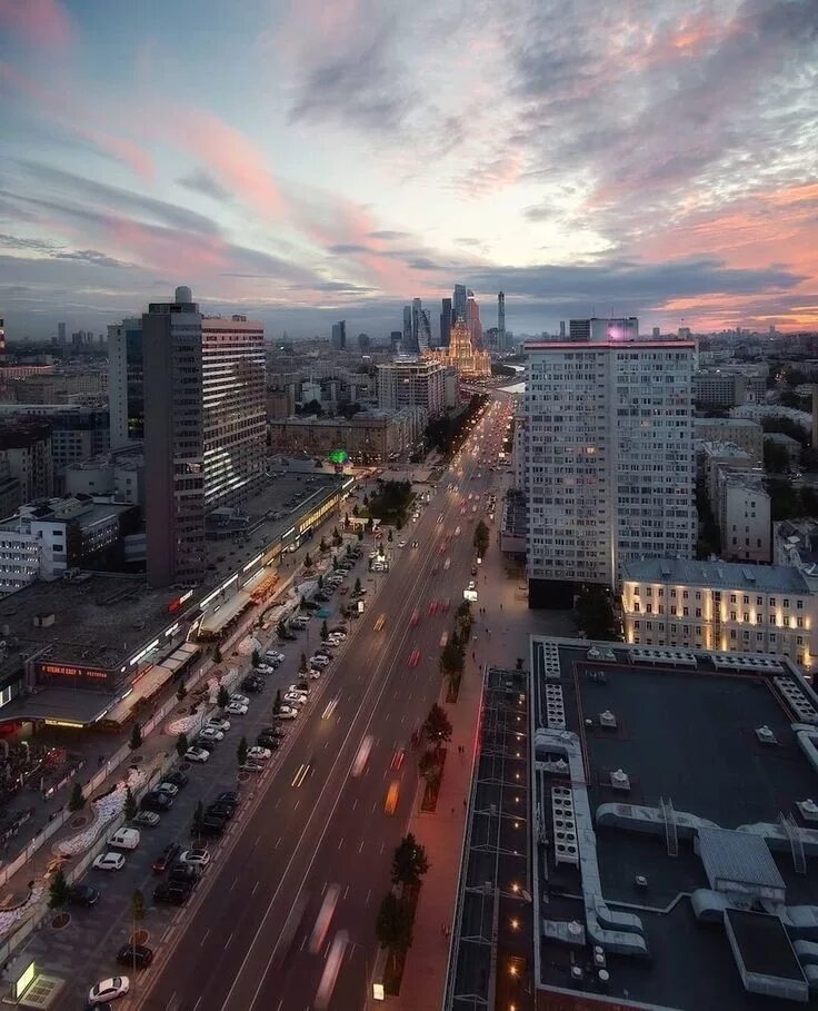 Арбатский район. Новый Арбат Москва. Арбат Москва вид сверху. Новый Арбат 17. Москва новый Арбат с крыши.