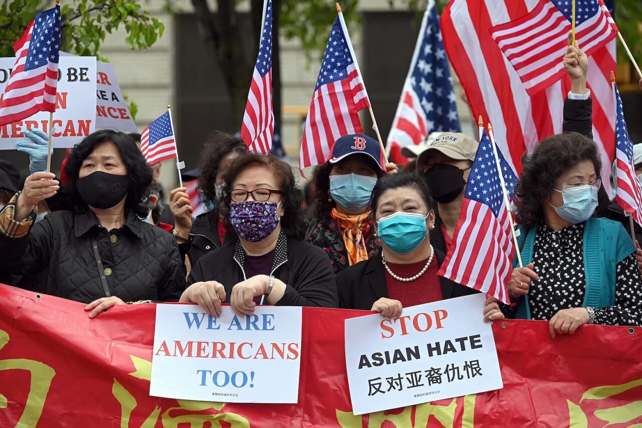 Отношение к расизму. США расизм к азиатам. Китайцы в Америке. Расизм против азиатов. Азиаты в США.