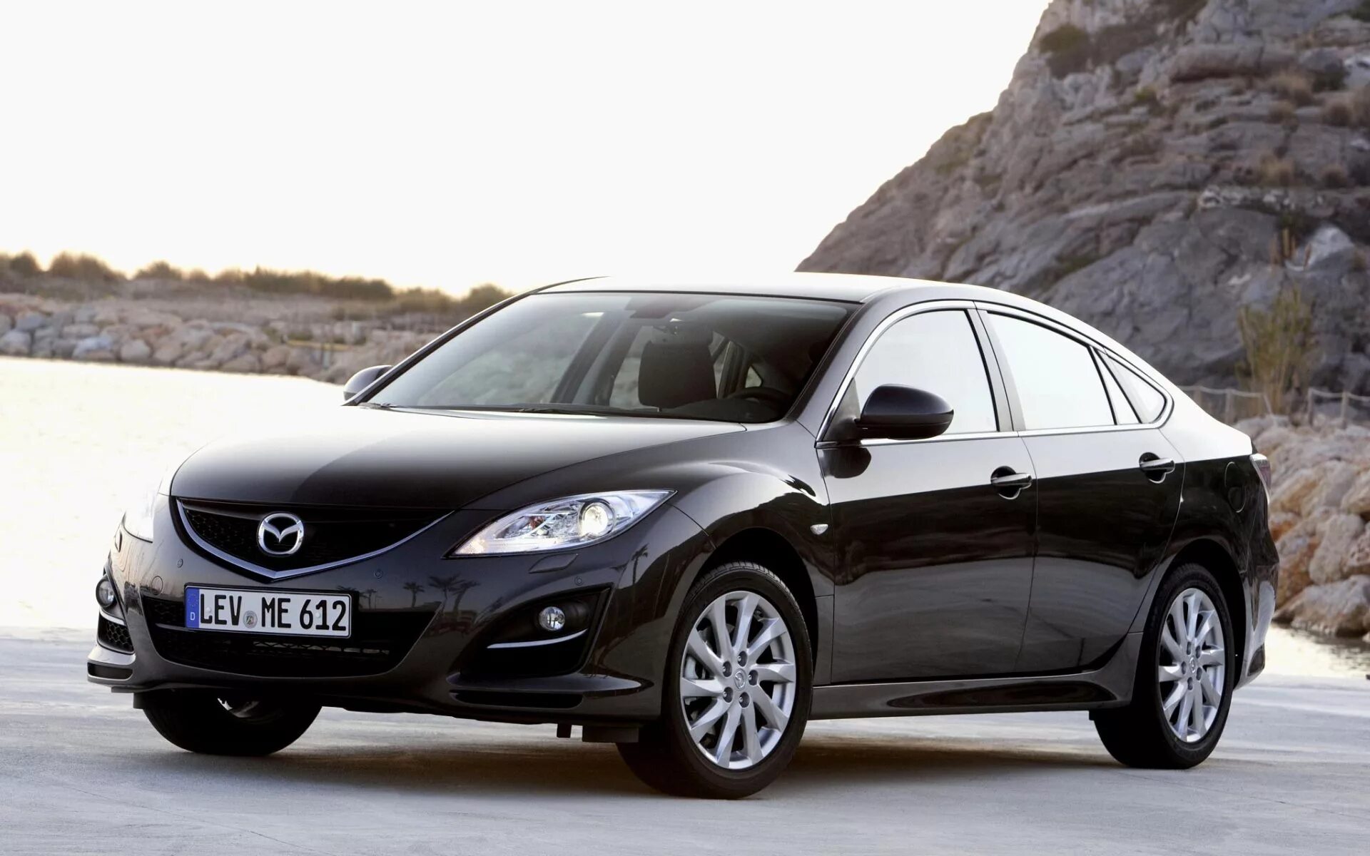 Сколько литров мазда 6. Mazda 6 GH 2010. Mazda mazda6. Mazda 6 2.5. Мазда седан 2010.