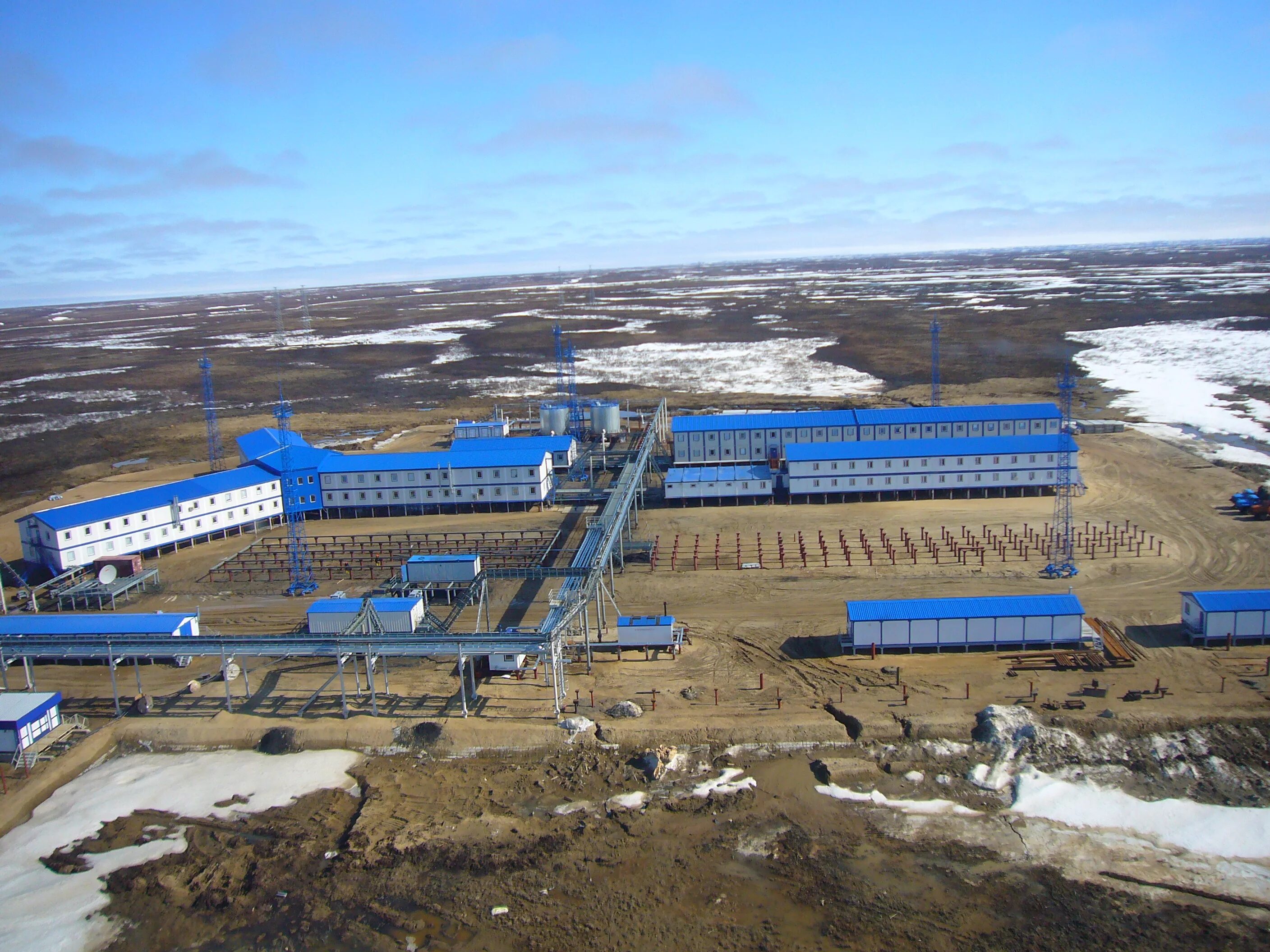 Поселок вахта. Вахтовый поселок сабетта. Вахтовый поселок на восточно таркосалинское месторождение. Вахтовый городок велесстрой. Поселок вахта.