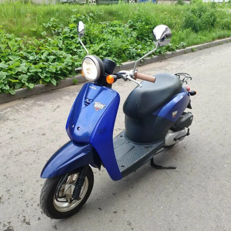 Скутер балашиха. Honda today af61. Хонда Тудей АФ 61. Honda today af61 сине белый. Honda today af67 stail Bike.