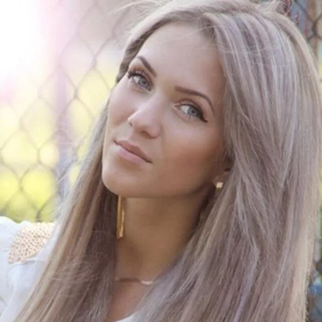 как покраситься в светло русый. как покраситься в светло русый. красивый светло русый цвет волос. русый цвет волос. из блондинки в русый.